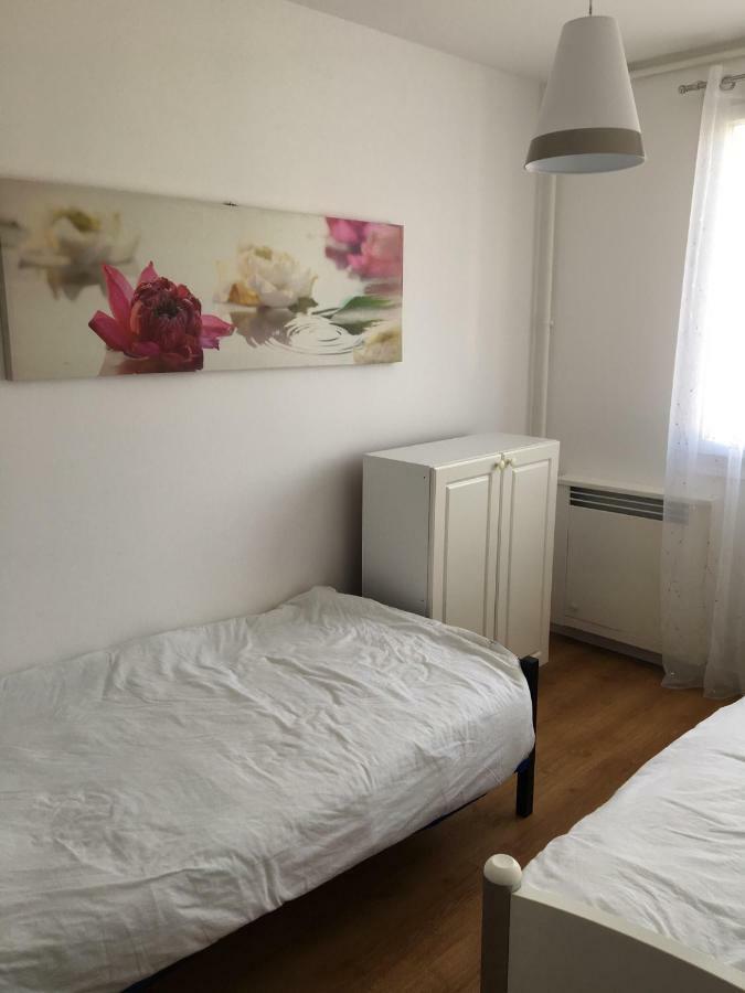 Appartement Deux Chambres Salon Parking Rouen Kindarena Exterior photo